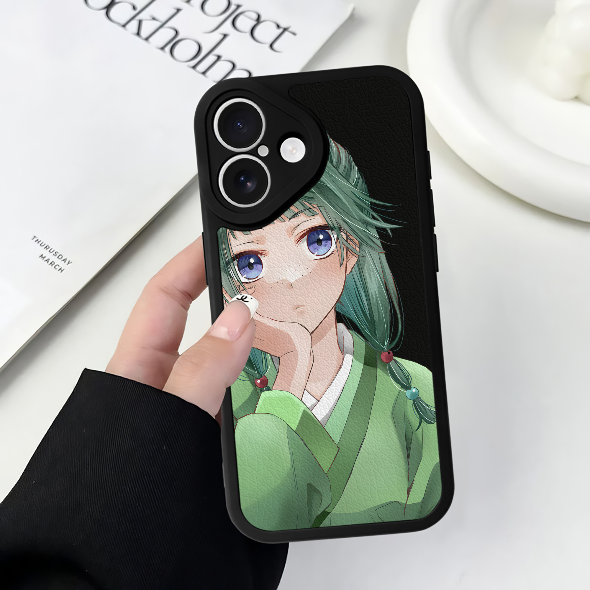 （画像用） 薬屋のひとりごと The Apothecary Diaries 【iPhone 16シリーズ対応】シリコンスマホケース（レザー調） 材質：シリコン